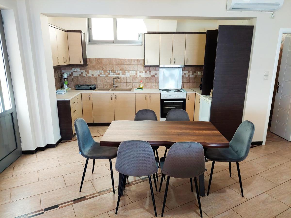 Golden Sunrise Apartment Гитио Екстериор снимка